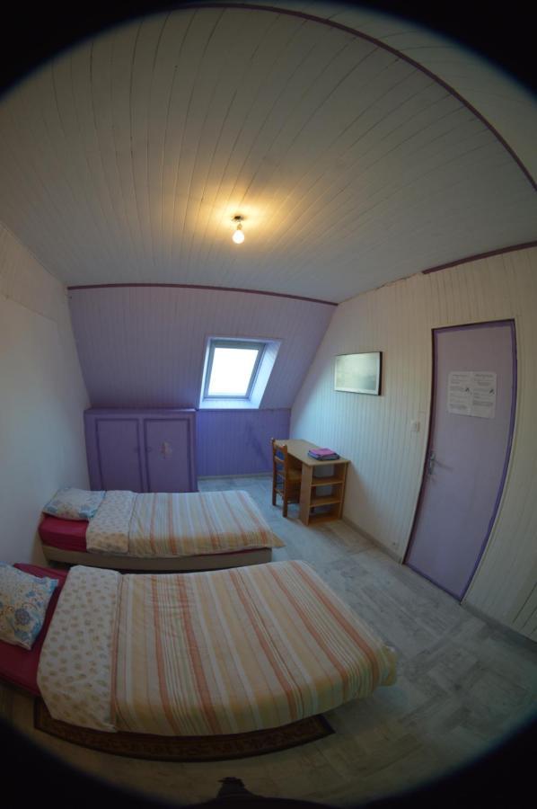 Chambre Au Calme Et Simple, Cuisine A Dispo Saint-Pol-de-Léon Екстериор снимка